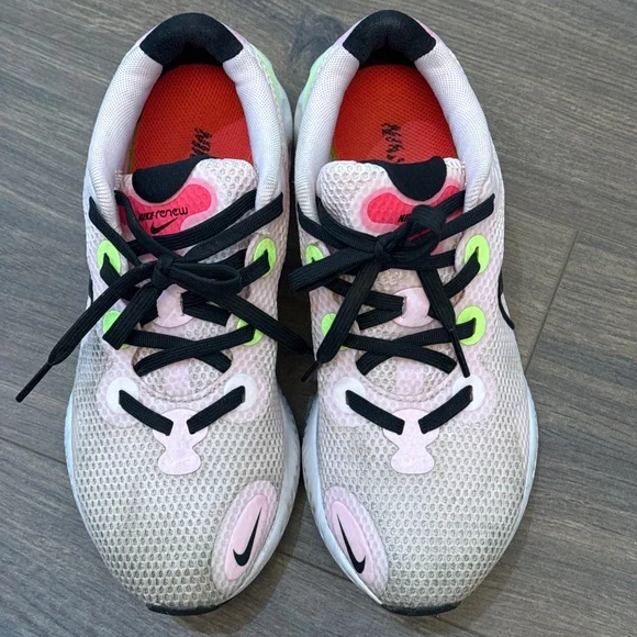 Nike Renew Running Shoes Sneakers for Women Size US 6.5 Pink Foam - Picture 4 of 17